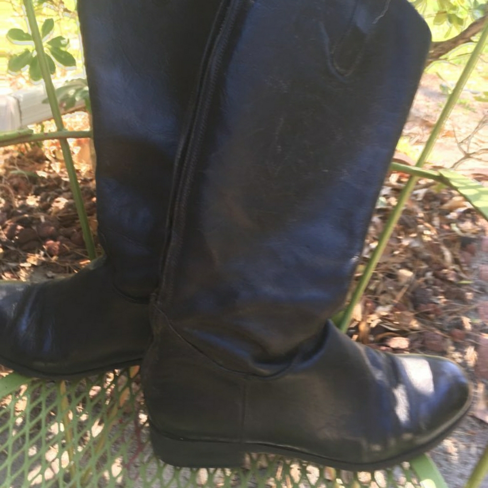 Ariat short riding boots